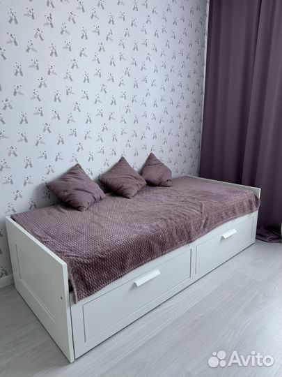 Кровать IKEA brimnes