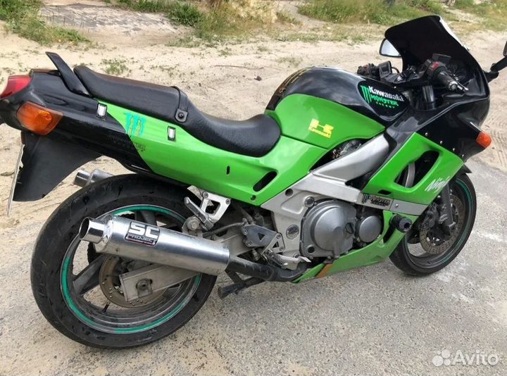 Kawasaki ZZR 400 1997