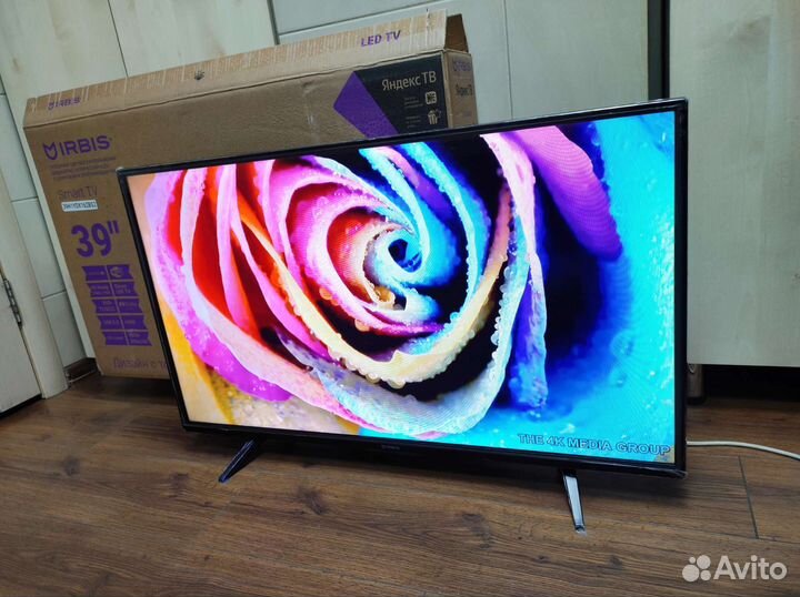 Телевизор диагональ 100 см Wi-Fi Smart TV 2023г