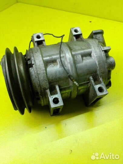 Компрессор системы кондиционирования Mazda Bongo