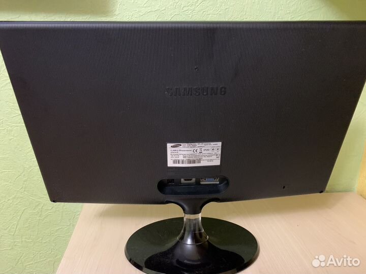 Монитор Samsung 23