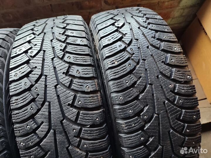 Nokian Tyres Nordman 5 SUV 215/65 R16