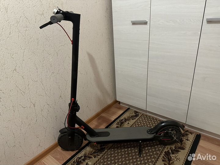 Электросамокат xiaomi m365 pro