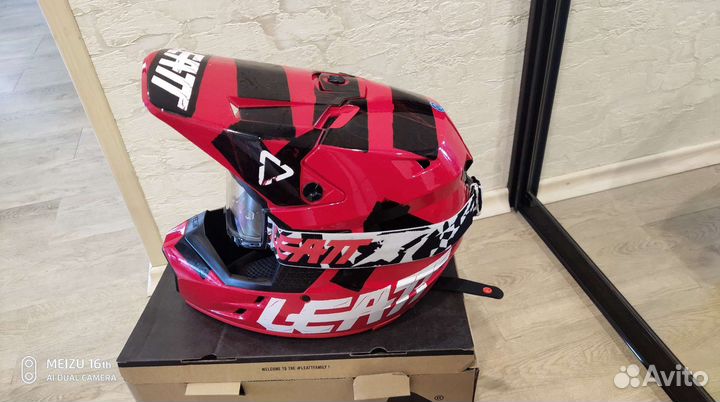 Кроссовый шлем