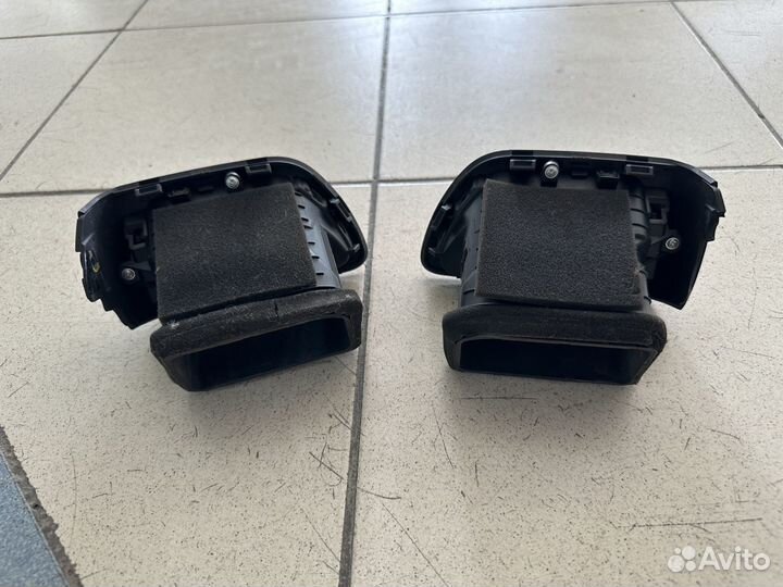 Дефлектор воздушный левый/правый Kia Rio 3 Рио 3