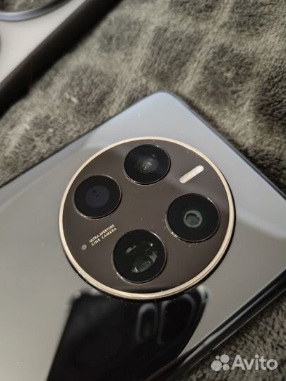 HUAWEI Mate 50 Pro, 8/256 ГБ