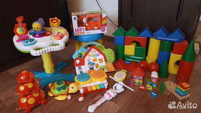 Развивающие игрушки