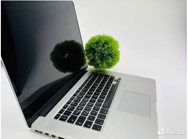 MacBook Pro 15 16/512 ME665-2013 Идеальное Б/У