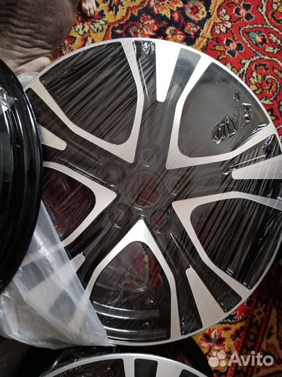 Диски литые r17