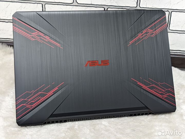 Asus /i5-8300H/GTX1050/SSD/FHD IPS/Подсветка