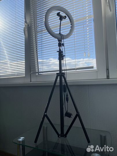 Кольцевая лампа 26см