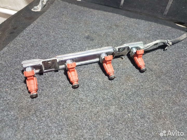 Рампа топливная nissan almera n16 1.5