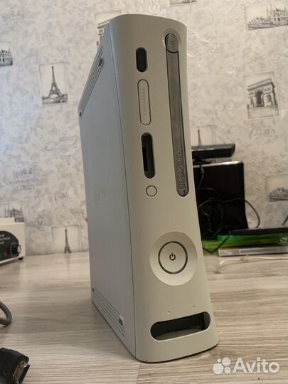 2 xbox 360 + kinect + 3 игры
