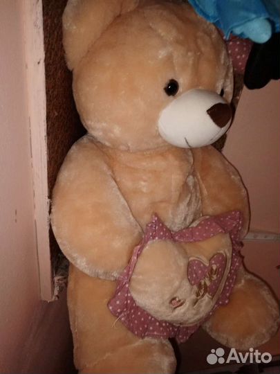 Плюшевый медведь