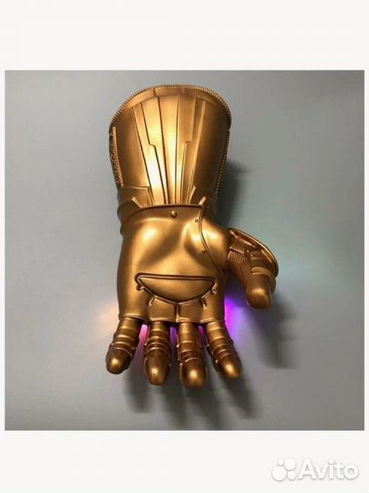 Перчатка Таноса