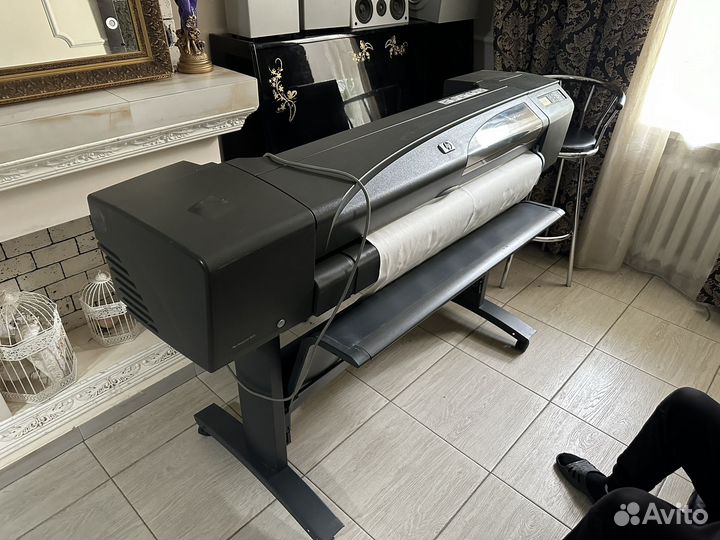 Струйный плоттер HP DesignJet 800 42