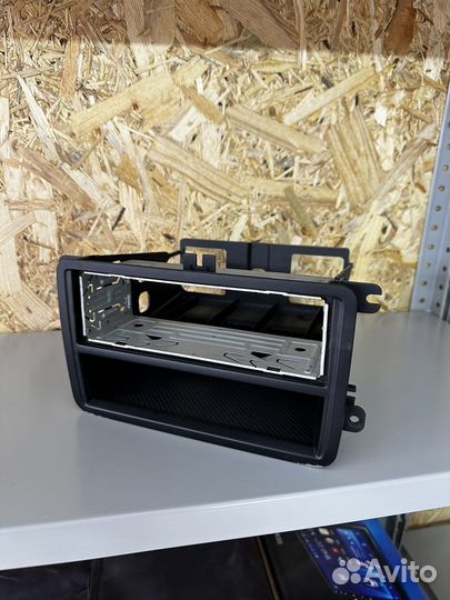 Полка от панели авто