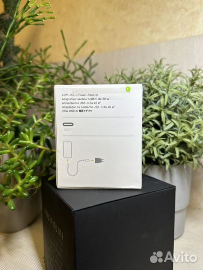 Адаптер питания Apple 20W Оригинал