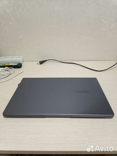 Ноутбук Honor magicbook x15