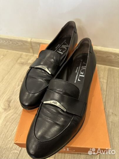 Туфли женские