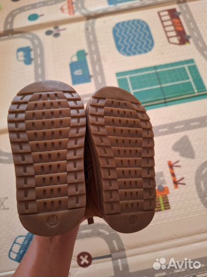 Ботинки для мальчика или девочки 21