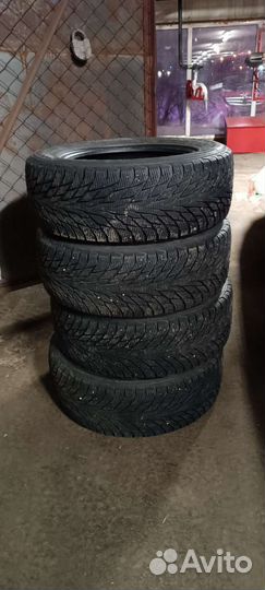 Nokian Tyres Hakkapeliitta R2 215/60 R16 99R