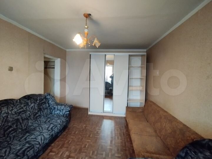2-к. квартира, 48 м², 1/9 эт.