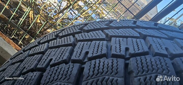 Dunlop Winter Maxx WM02 225/55 R17