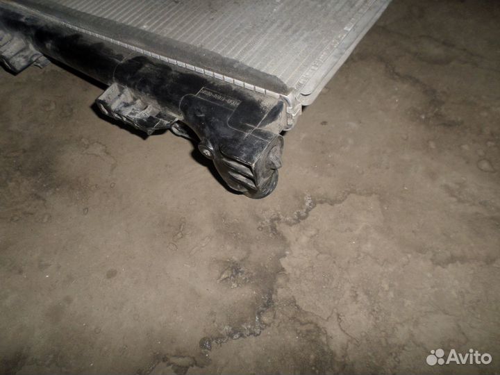 Радиатор охлаждения Киа рио 3,хундай солярис