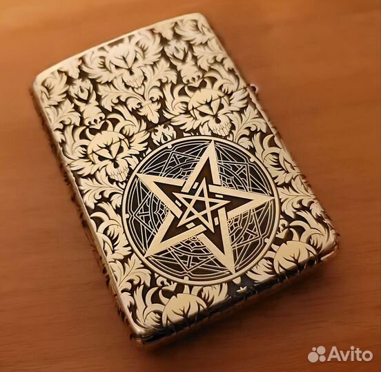 Кастомная зажигалка Zippo