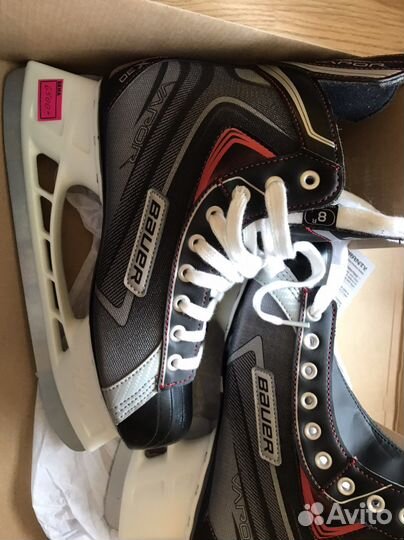 Хоккейные коньки bauer vapor Х30, новые