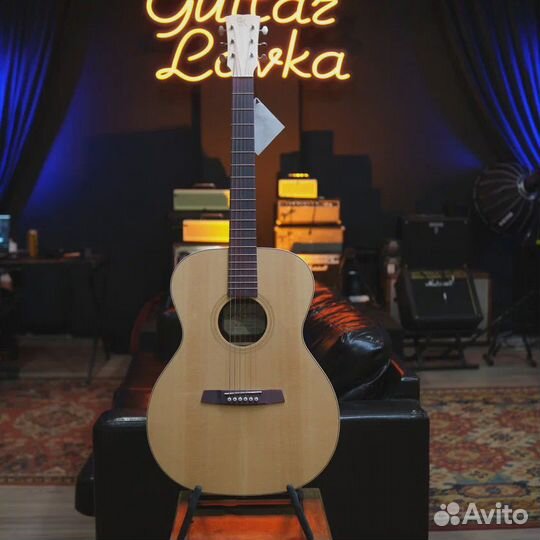 Акустическая гитара Kremona M15 GG с дефектом