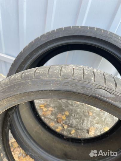 Pirelli P Zero 225/35 R20 и 255/30 R20 92Y