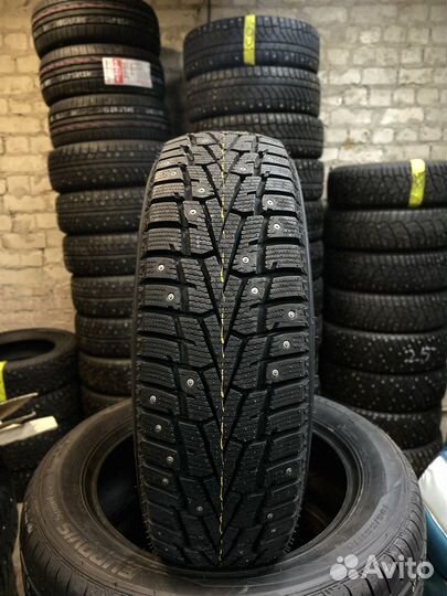 Roadstone Winguard WinSpike 185/65 R15 92T