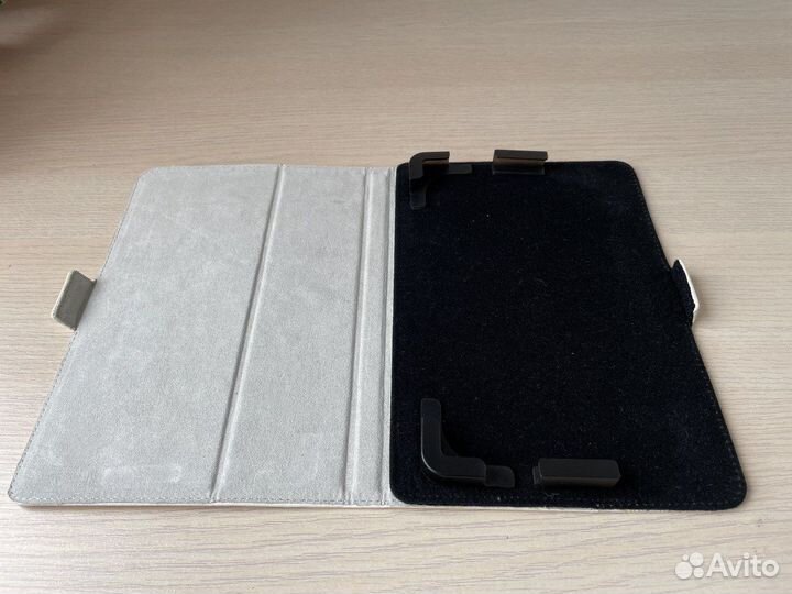 Чехол на планшет