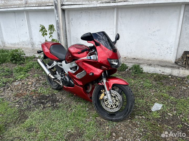 Honda VTR1000 fire stom