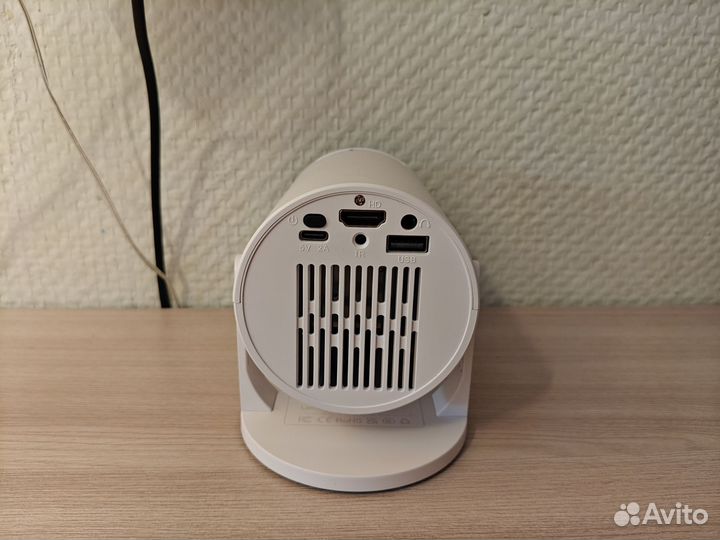 Мини-проектор