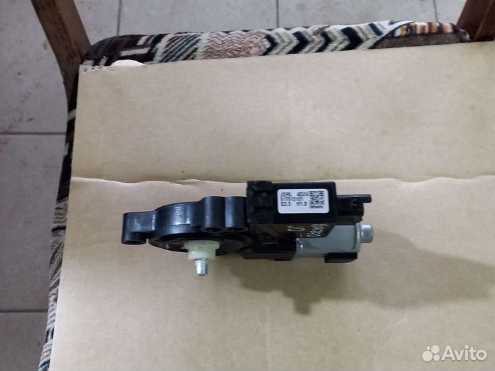 Электростеклоподемник задний левый Kia Ceed 2 JD