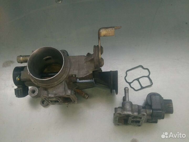 Дроссельная заслонка vitz platz