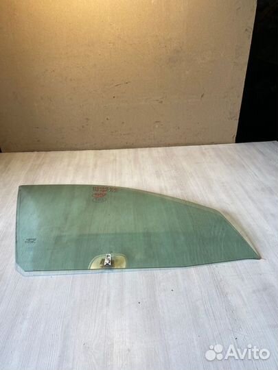 Стекло переднее правое Renault Megane 1 K4MA700