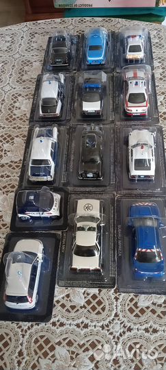 Полицейские машины мира (13 шт.)