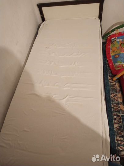 Кровать детский матрас в подарок отличный