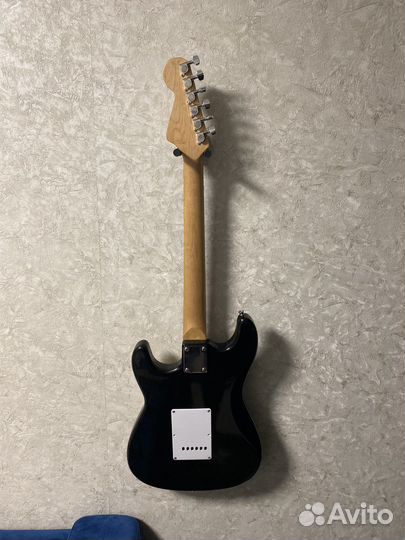 Электрогитара