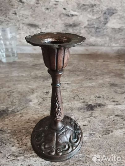 Подсвечник