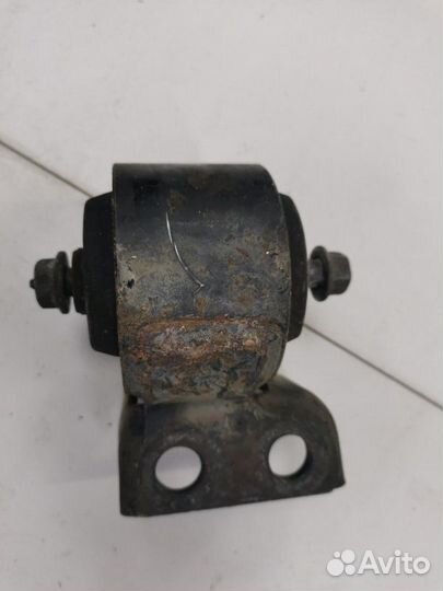 Подушка двигателя передняя правая Kia Rio 1 седан