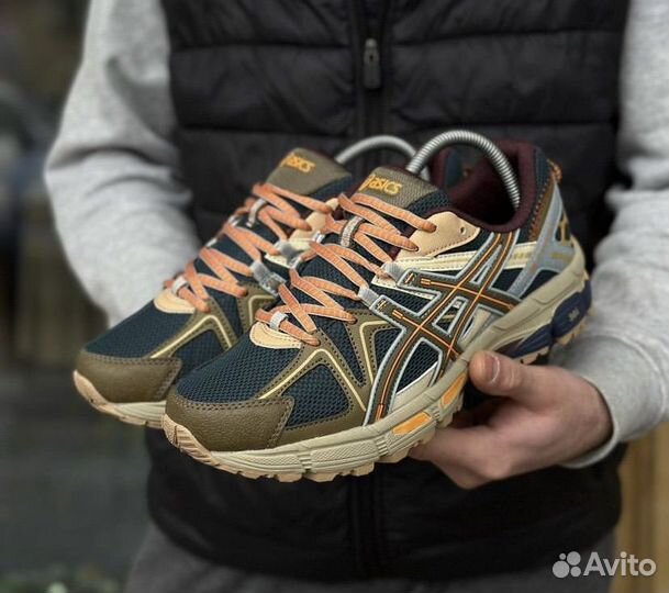 Кроссовки asics