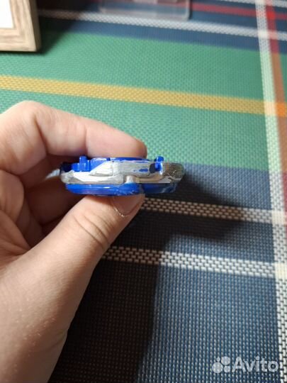 Волчок beyblade X от Takara tomy