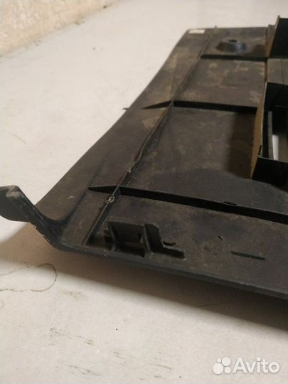 Накладка торпедо левая Ford Fusion 2002-2012