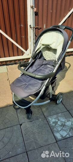 Прогулочная коляска