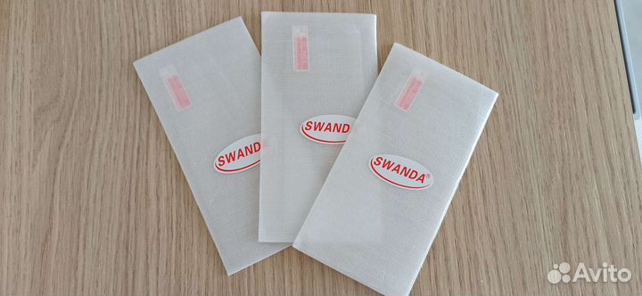 Защитное стекло iPhone 5 и чехол